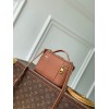 Pochette Vanity Low Key LOUIS VUITTON
