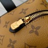 Trousse toilette Locker Dopp Kit Trunk LOUIS VUITTON