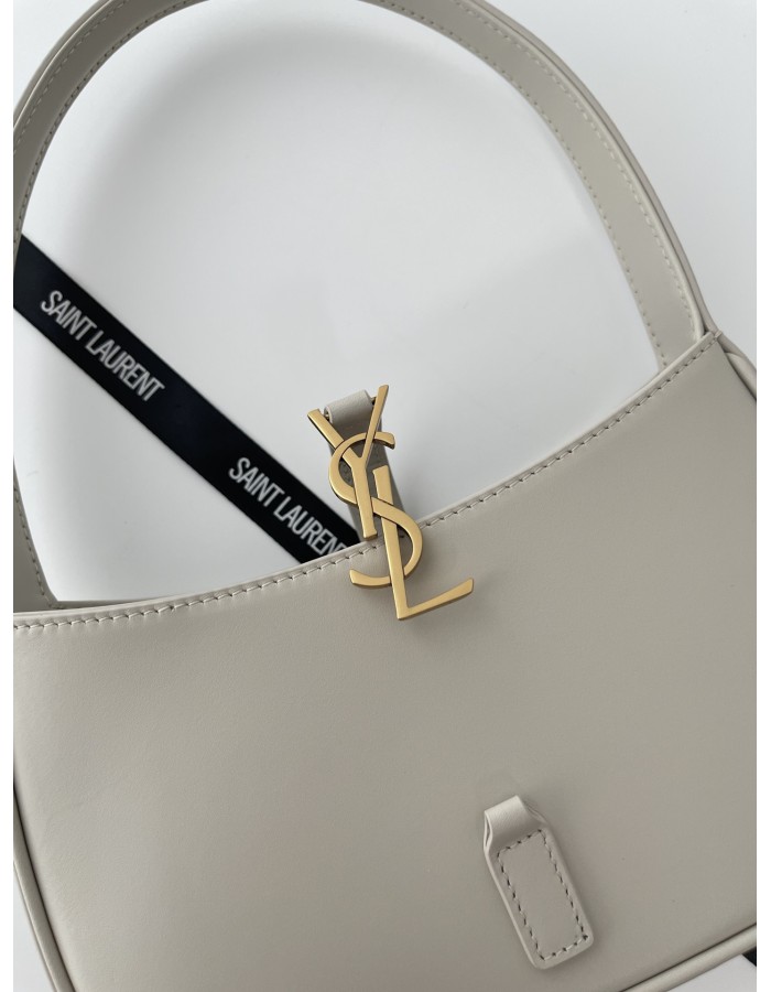 LE 5 À 7 IN PELLE LISCIA SAINT LAURENT