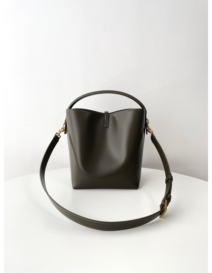 Le 37 SAINT LAURENT