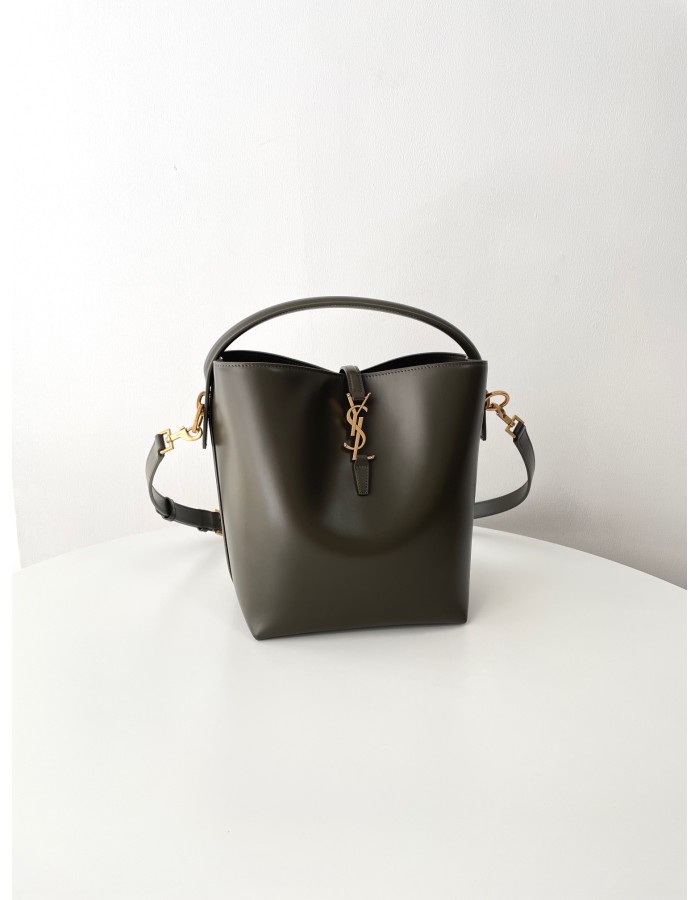 Le 37 SAINT LAURENT