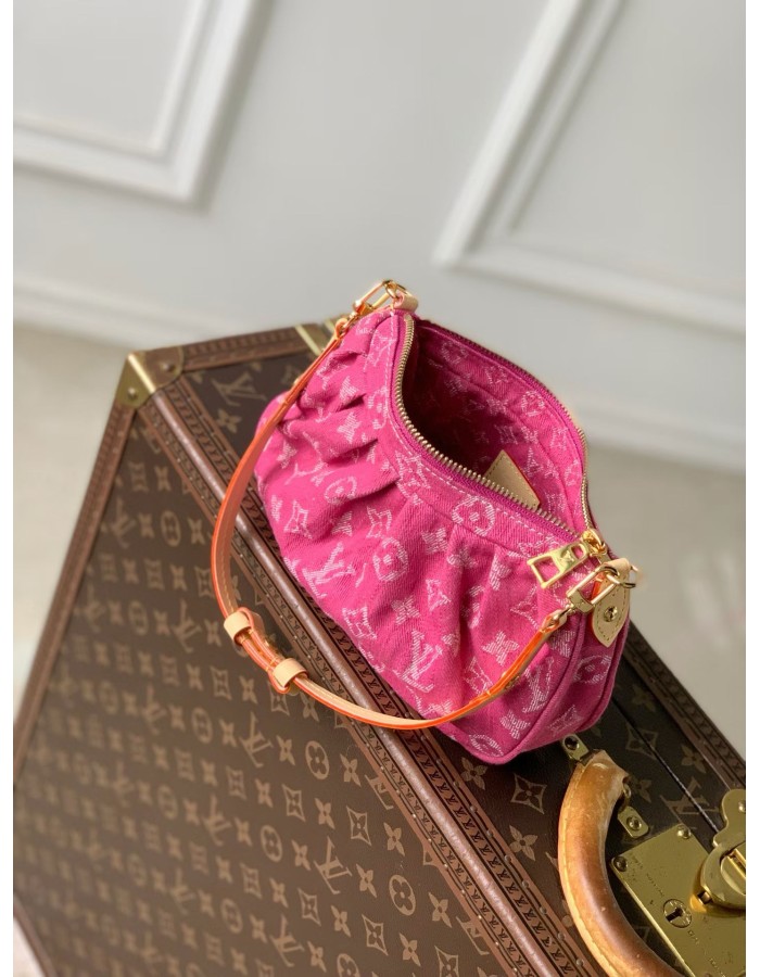 Pochette Valley LOUIS VUITTON