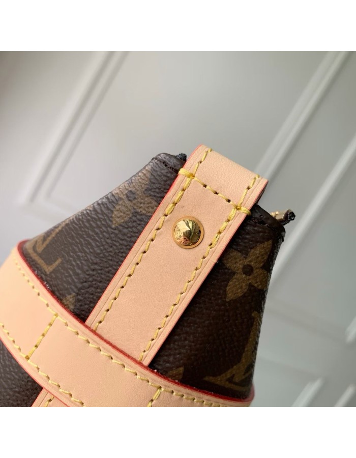 Trousse Toilette Cruiser LOUIS VUITTON