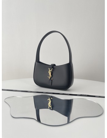 LE 5 À 7 IN PELLE LISCIA SAINT LAURENT