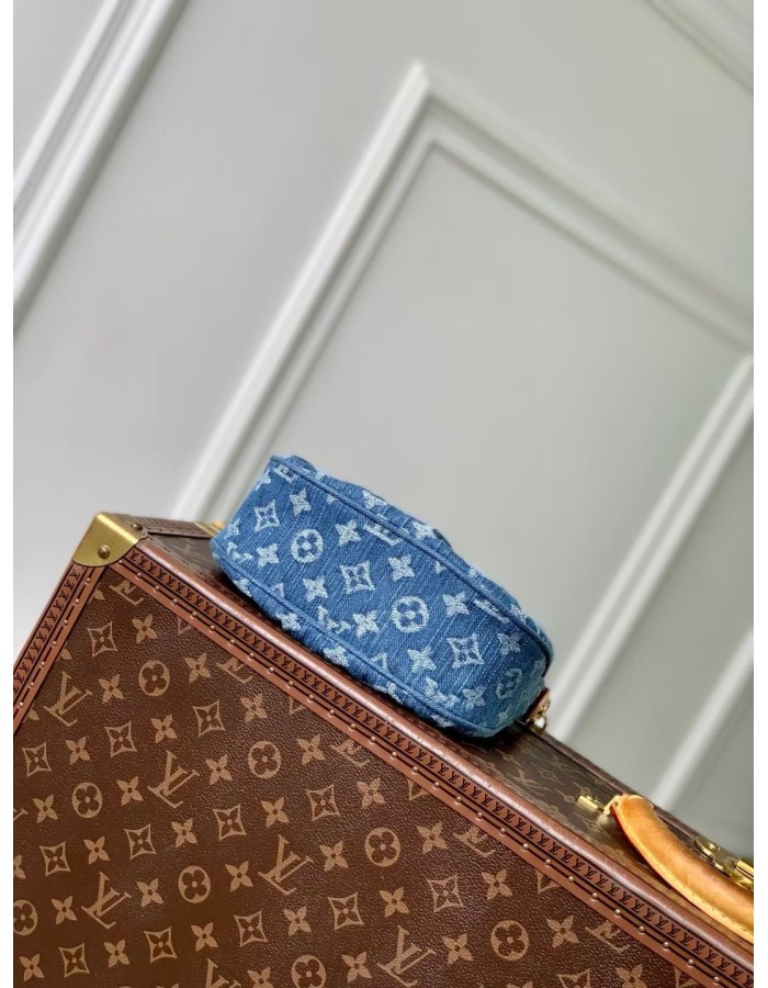 Pochette Valley LOUIS VUITTON
