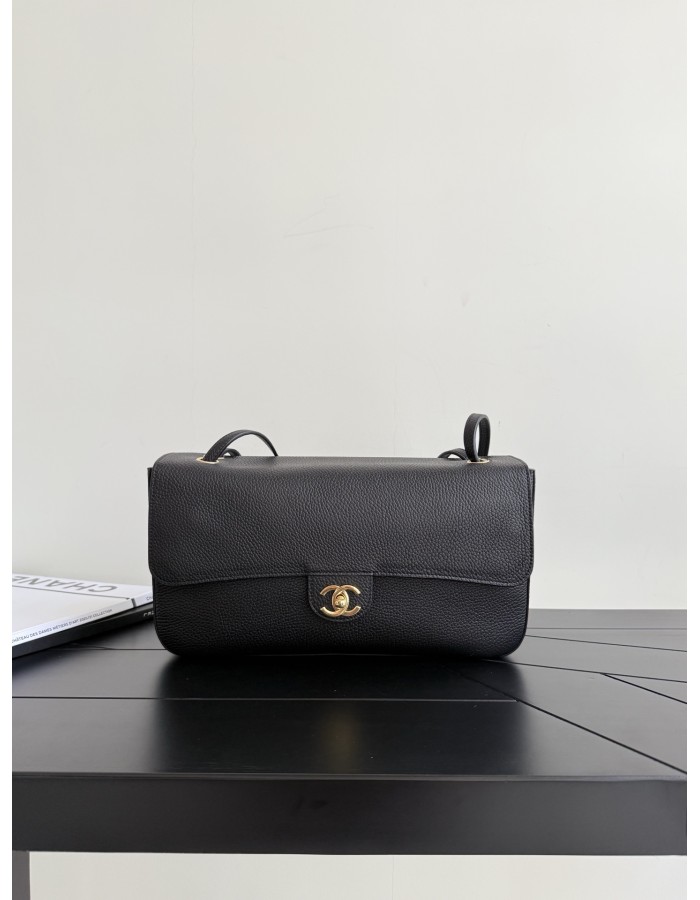 MAXI BORSA CON PATTA CHANEL