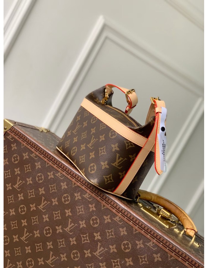Trousse Toilette Cruiser LOUIS VUITTON