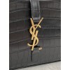 LE 5 À 7 SAINT LAURENT