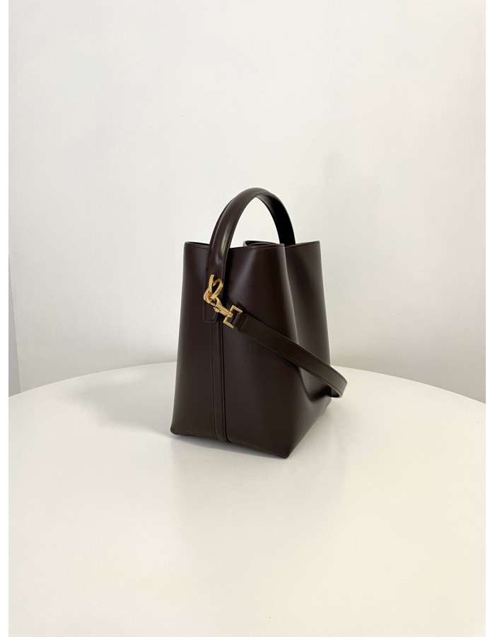 Le 37 SAINT LAURENT