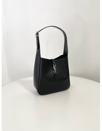 LE 5 À 7 SMALL MORBIDA SAINT LAURENT