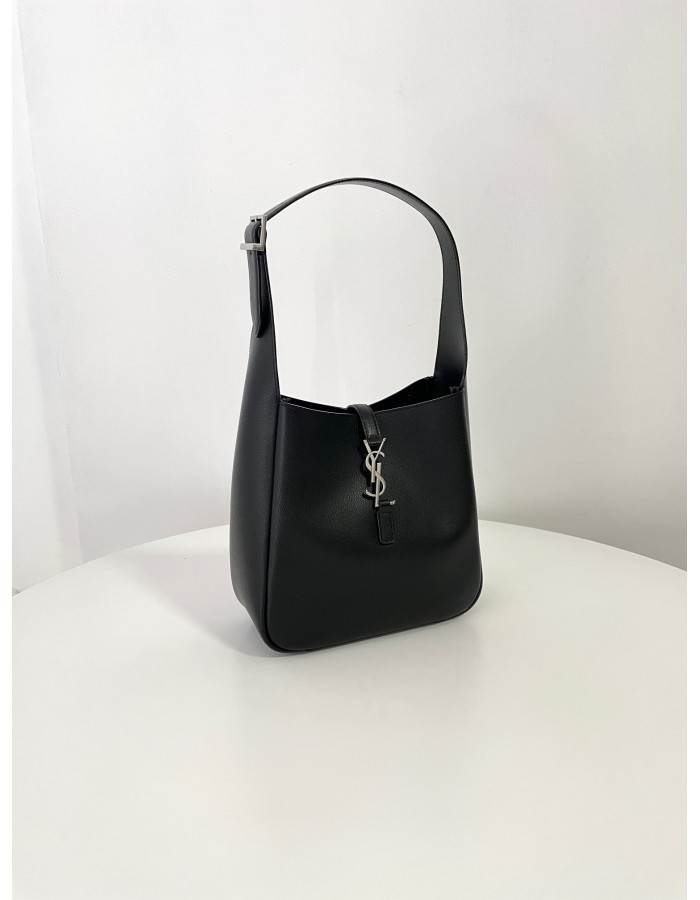 LE 5 À 7 SMALL MORBIDA SAINT LAURENT