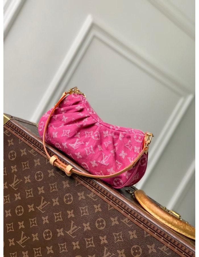 Pochette Valley LOUIS VUITTON