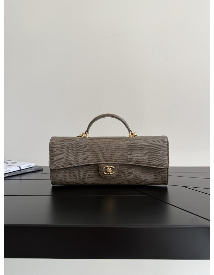 POCHETTE CON CATENA CHANEL