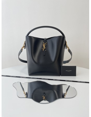 Le 37 SAINT LAURENT