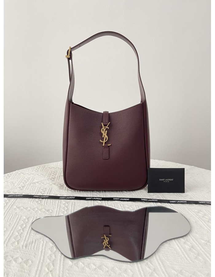 LE 5 À 7 SMALL MORBIDA SAINT LAURENT