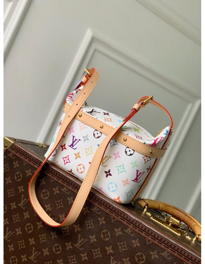 LV x TM Trousse Toilette Cruiser LOUIS VUITTON