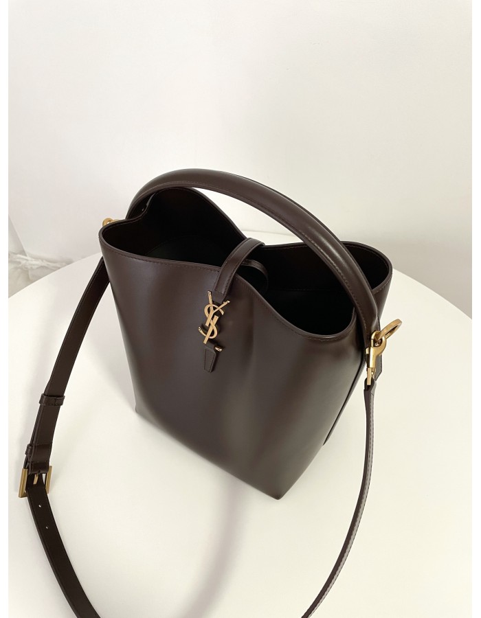 Le 37 SAINT LAURENT