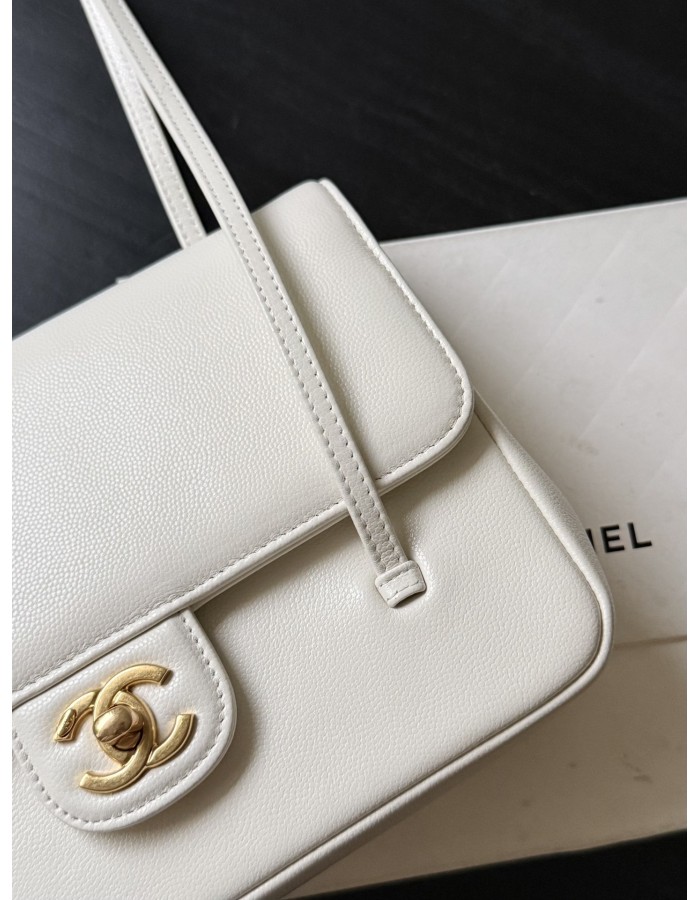 BORSA CON PATTA PICCOLA CHANEL