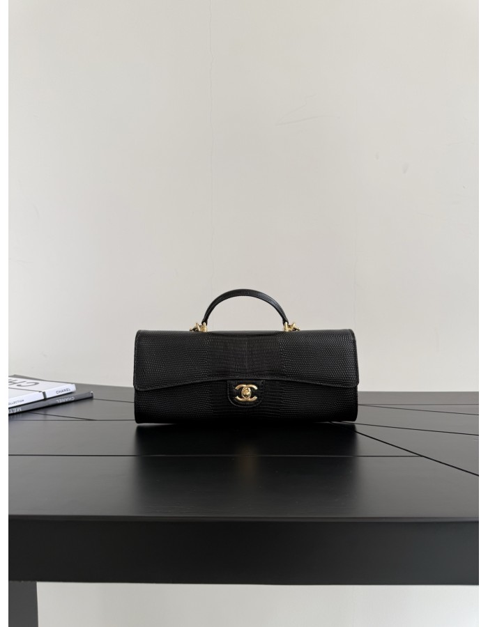 POCHETTE CON CATENA CHANEL