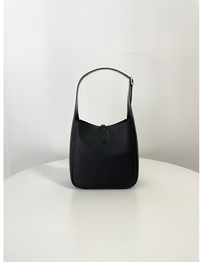 LE 5 À 7 SMALL MORBIDA SAINT LAURENT