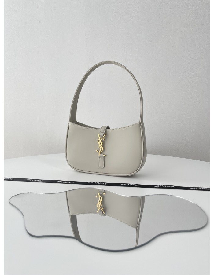 LE 5 À 7 IN PELLE LISCIA SAINT LAURENT