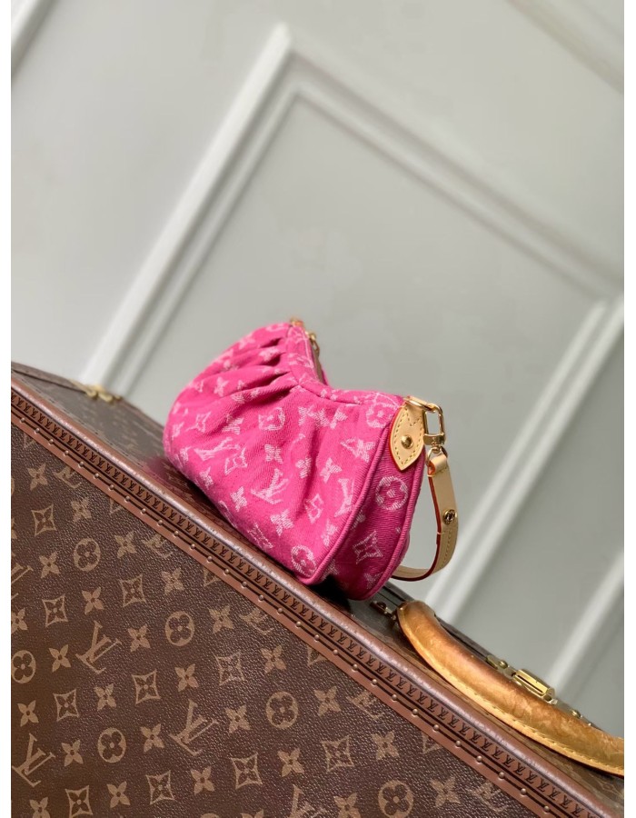 Pochette Valley LOUIS VUITTON