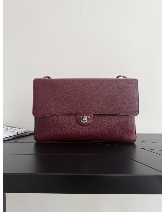 MAXI BORSA CON PATTA CHANEL