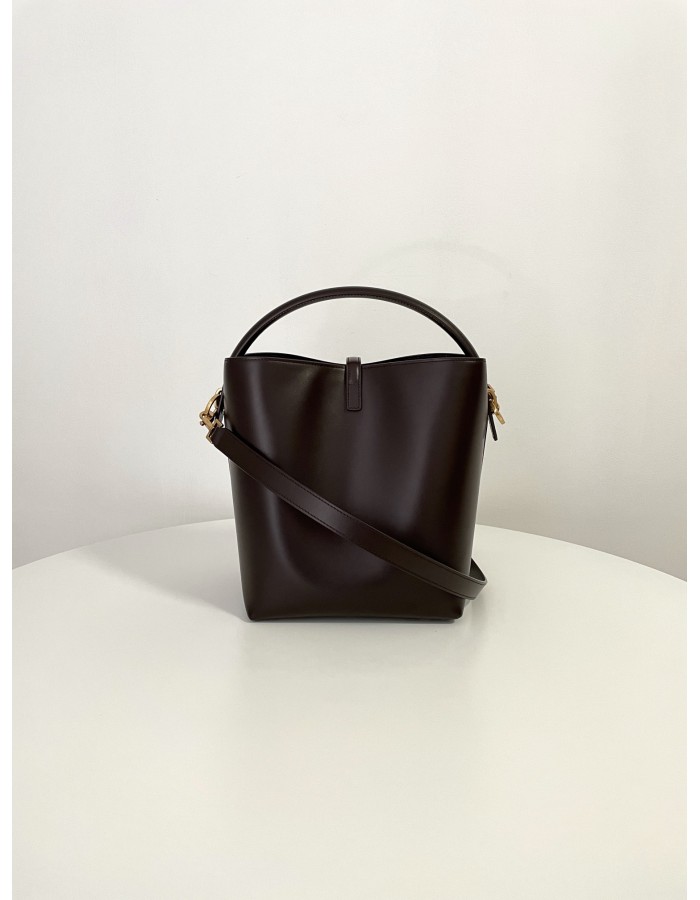 Le 37 SAINT LAURENT
