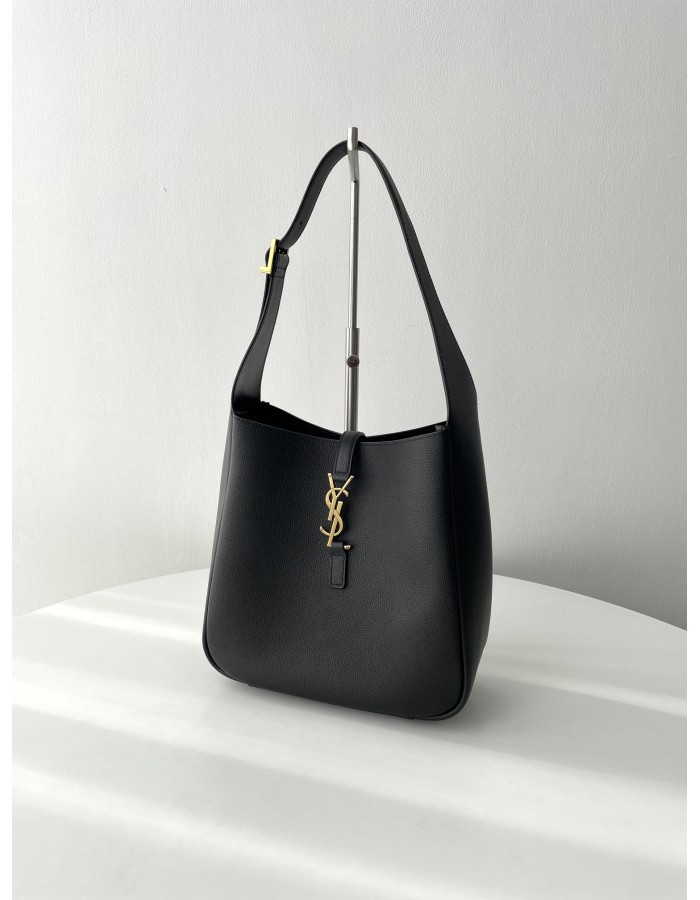 LE 5 À 7 SMALL MORBIDA SAINT LAURENT