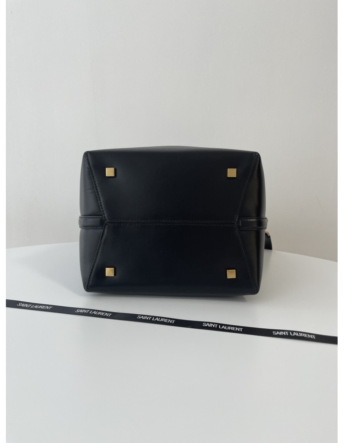 Le 37 SAINT LAURENT