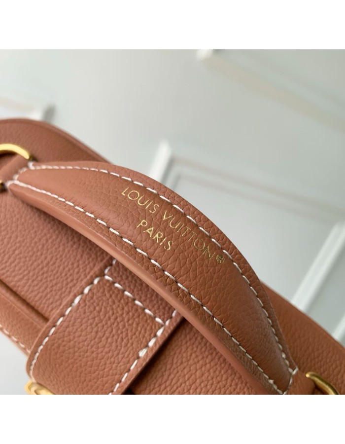 Pochette Vanity Low Key LOUIS VUITTON