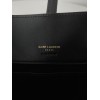Le 37 SMALL SAINT LAURENT
