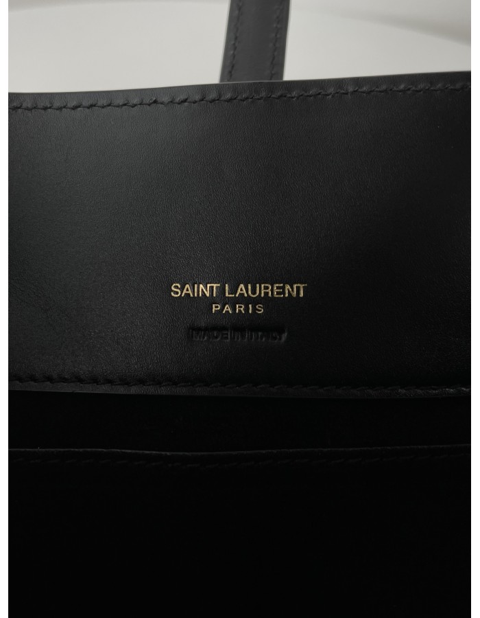 Le 37 SMALL SAINT LAURENT