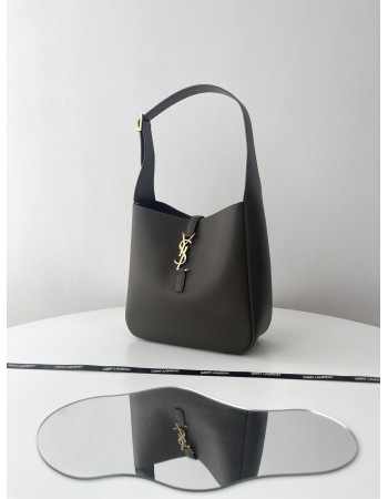 LE 5 À 7 SMALL MORBIDA SAINT LAURENT
