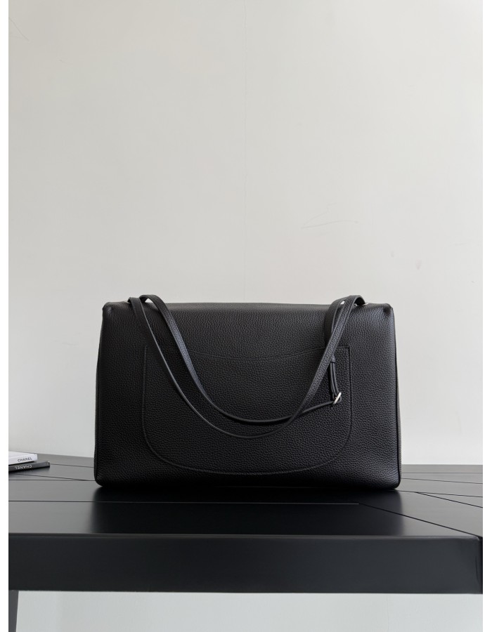 MAXI BORSA CON PATTA CHANEL