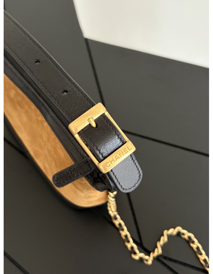 POCHETTE CON CATENA CHANEL