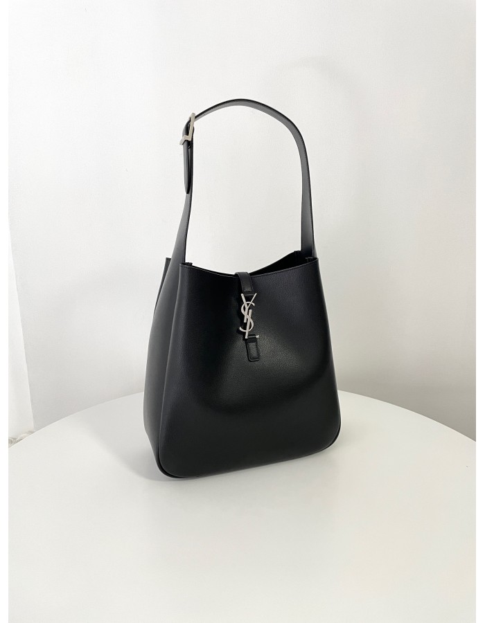 Le 5 à 7 large morbida SAINT LAURENT