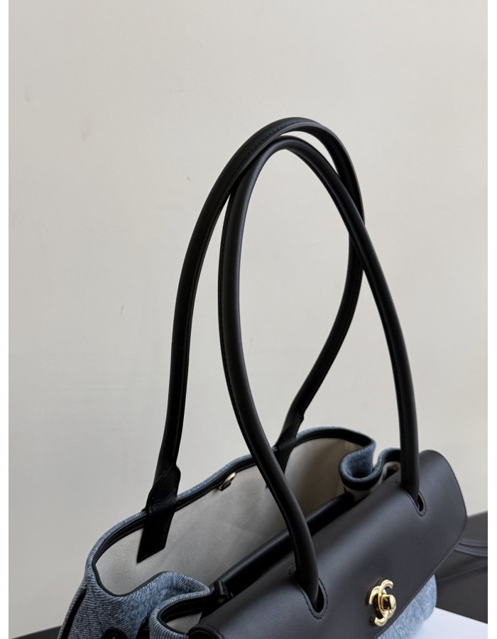 BORSA SHOPPING PICCOLA CHANEL