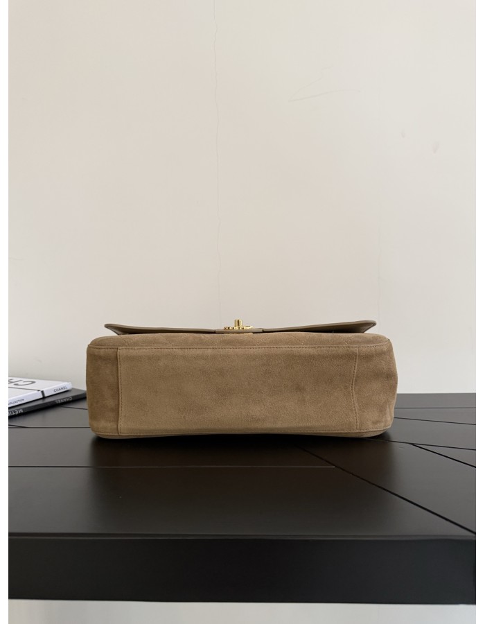 Maxi borsa con patta CHANEL