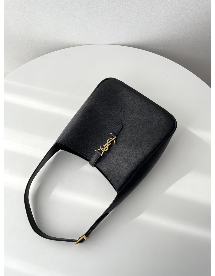 LE 5 À 7 SMALL MORBIDA SAINT LAURENT
