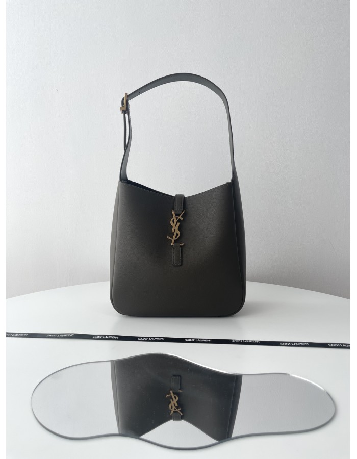 LE 5 À 7 SMALL MORBIDA SAINT LAURENT