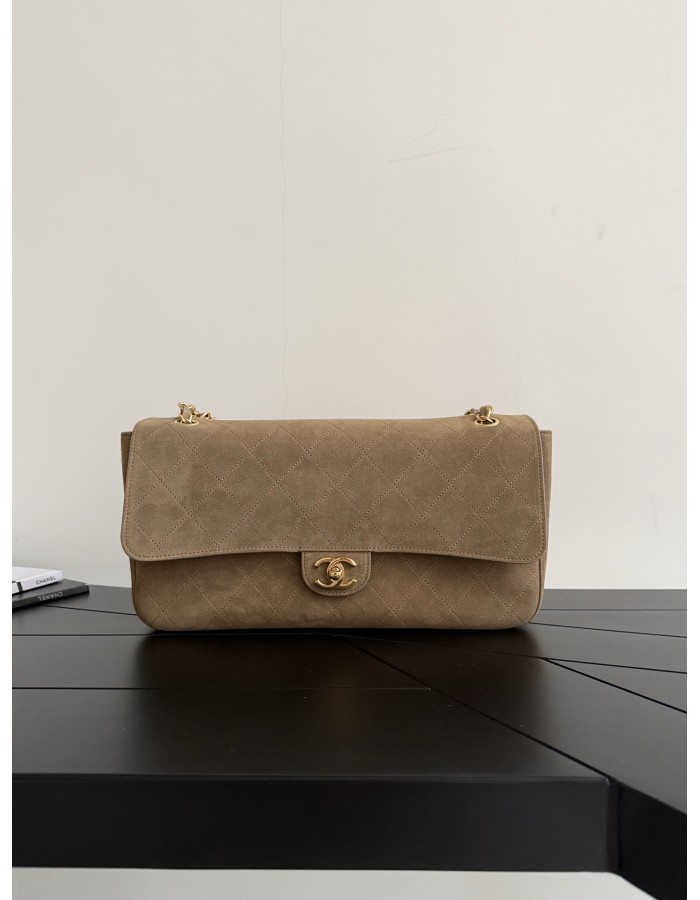 Maxi borsa con patta CHANEL
