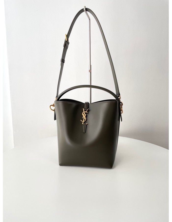 Le 37 SAINT LAURENT