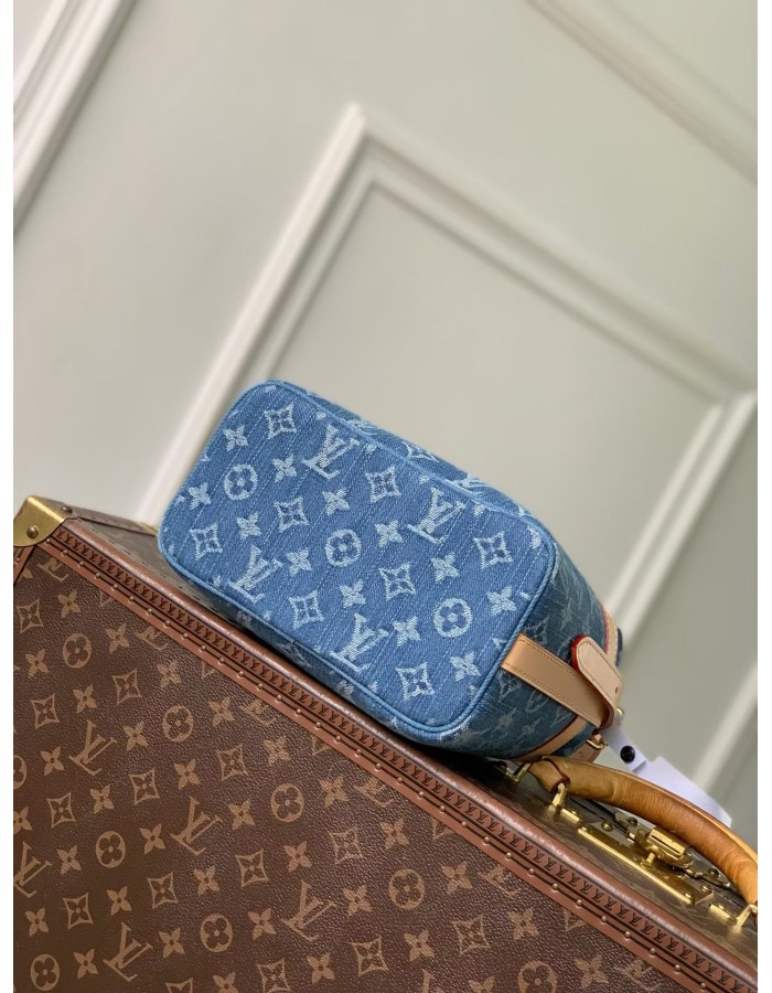 Trousse Toilette Cruiser LOUIS VUITTON