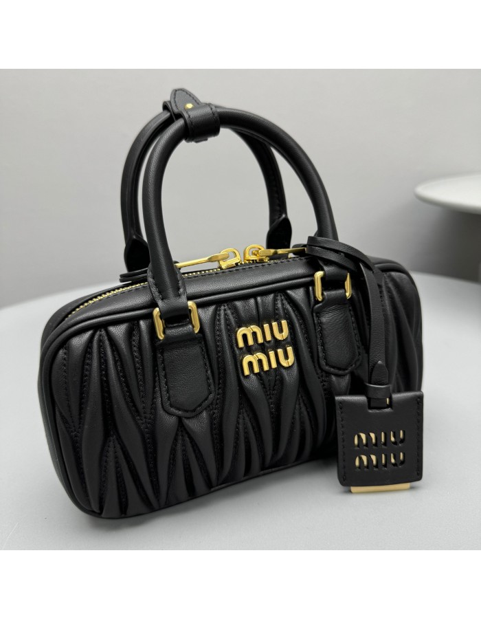 Mini borsa Arcadie in nappa matelassé MIUMIU