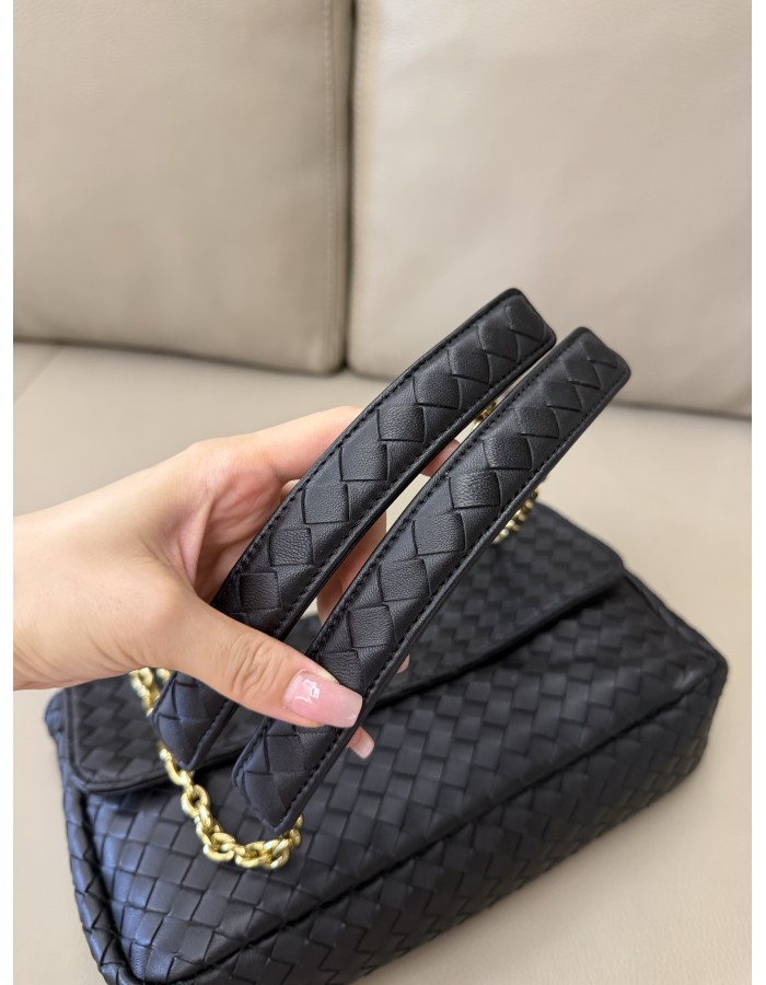 Madison BOTTEGA VENETA