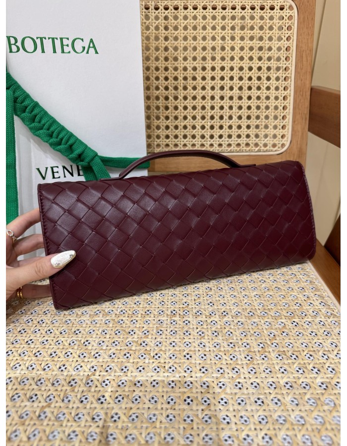 Andiamo Clutch BOTTEGA VENETA