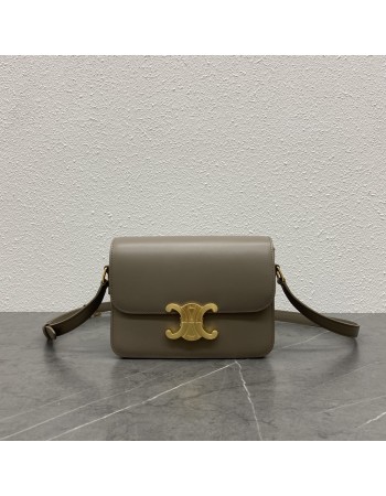 Borsa Teen Triomphe in pelle di vitello lucida CELINE