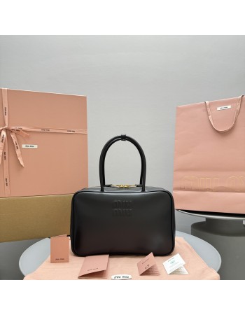 Borsa Beau in pelle MIUMIU
