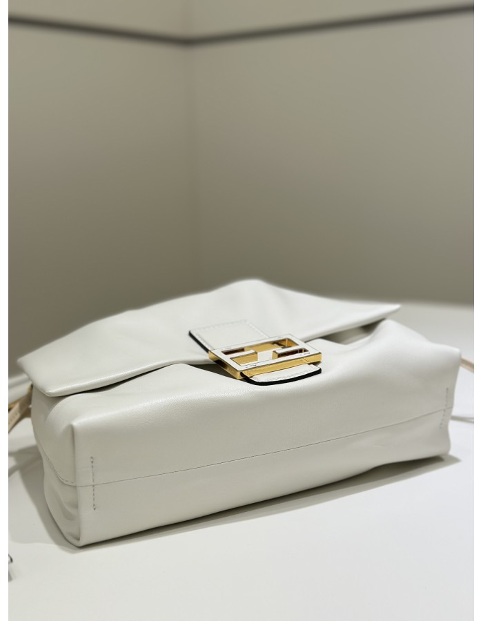 Baguette Soft Medium FENDI